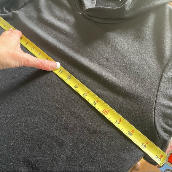 Jacey Lane black hoodie dress - Picture 11 of 13